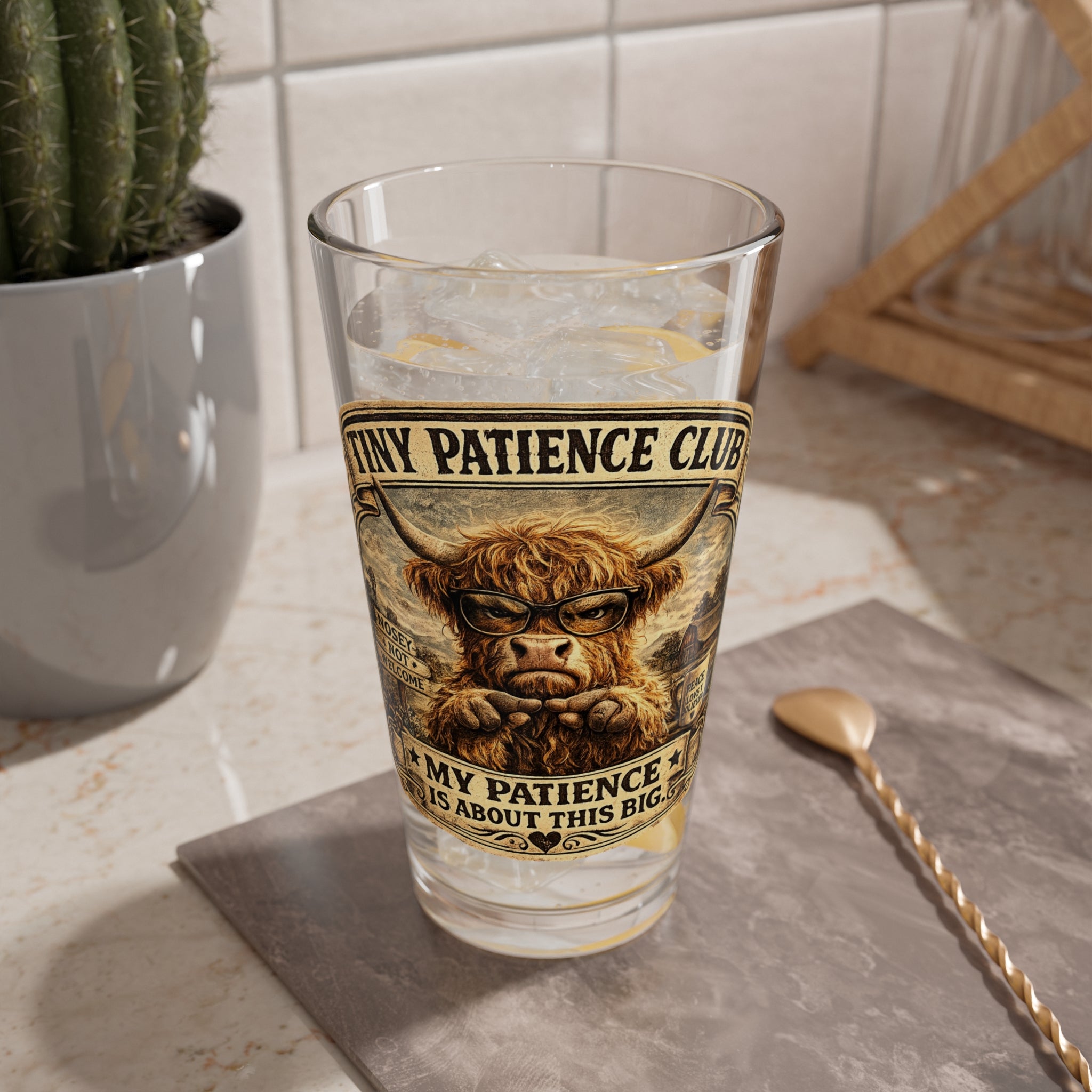 'Tiny Patience Club' Highland Cow Cocktail Pint Glass — 16oz Mixing Glass